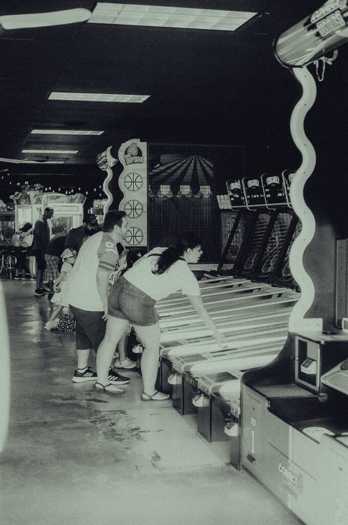 1980s Arcades vs. 2020s Online Casinos: How Our Free Time Got Upgraded