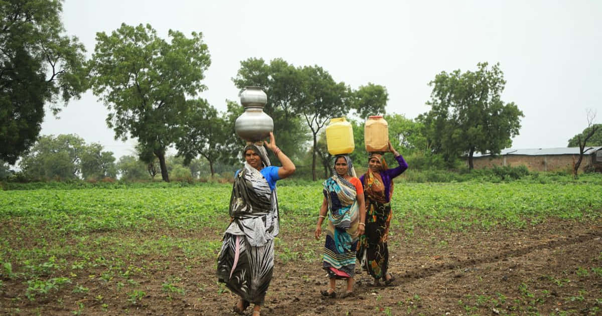 Warum die weltweite Wasserungleichheit Frauen immer noch besonders betrifft